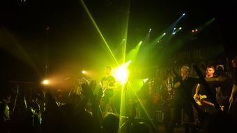 KTV效果图:打造别具风格的时尚夜店设计,让您体验绚丽繁华的音乐之夜 KTV效果图:打造别具风格的时尚夜店设计,让您体验绚丽繁华的音乐之夜