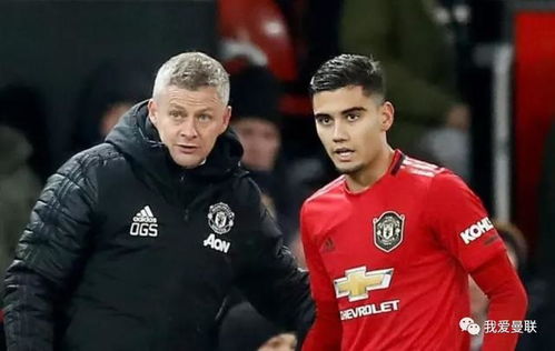 佩雷拉详述在曼联时期的经历:成功、挑战与成长 佩雷拉详述在曼联时期的经历:成功、挑战与成长