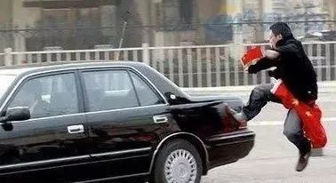 王大仙的资料免费大全和2026年正版资料免费下载入口红色车牌:龙、狗、虎、鼠和留心欺诈性广告-价值剖析、解释与落实