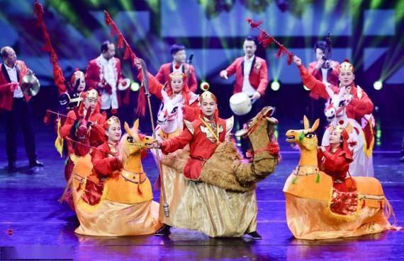 2026新奥天天开好彩新奥彩与大三巴的资料免费大全舞蹈女驸马:马、蛇、虎、鼠完整释义、专家解读解释与落实​,规避不实鼓吹